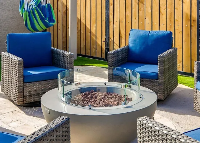 Holiday home Heated Pool Fire Pit Hammock Swings Tempe